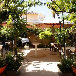 Hotel De L'isere